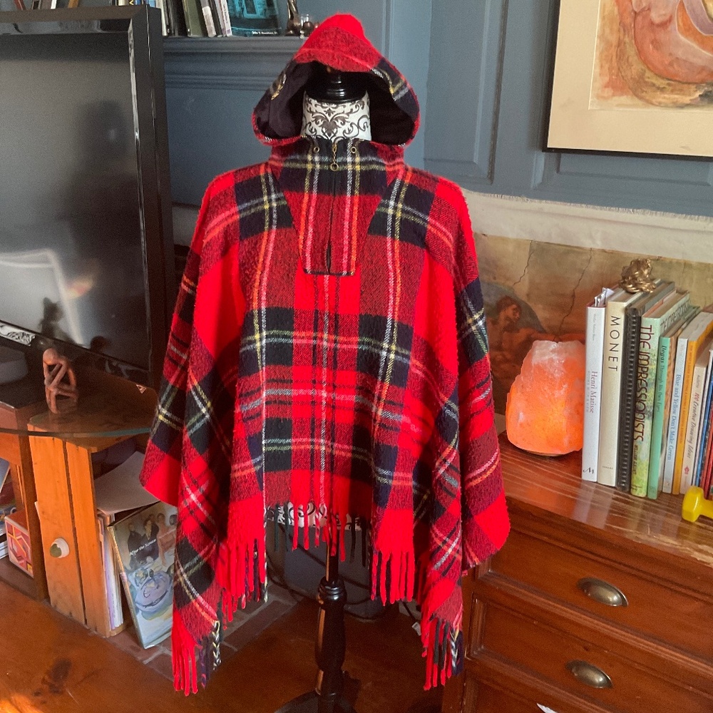 Vintage Hunter Plaid Tartan Hooded Cape